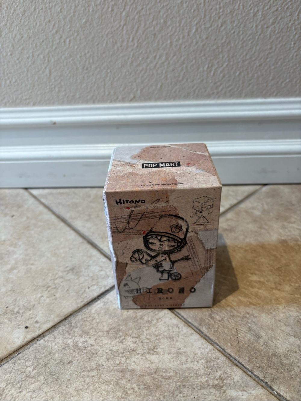 Damaged box Hirono Echo Series Figures blind box